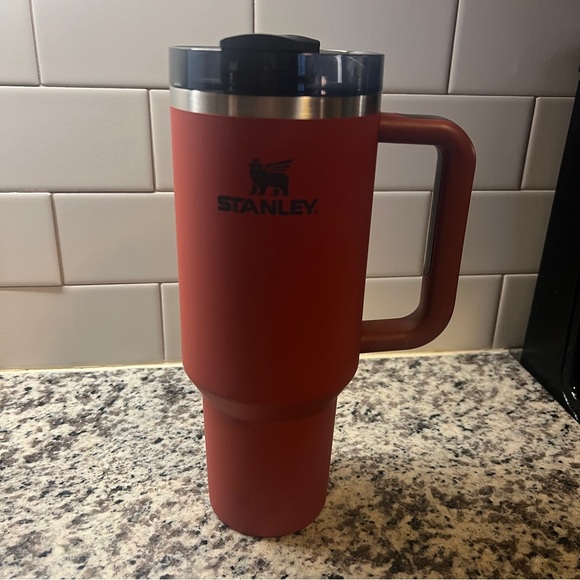 Stanley 40oz Cup - Picture 1 of 6